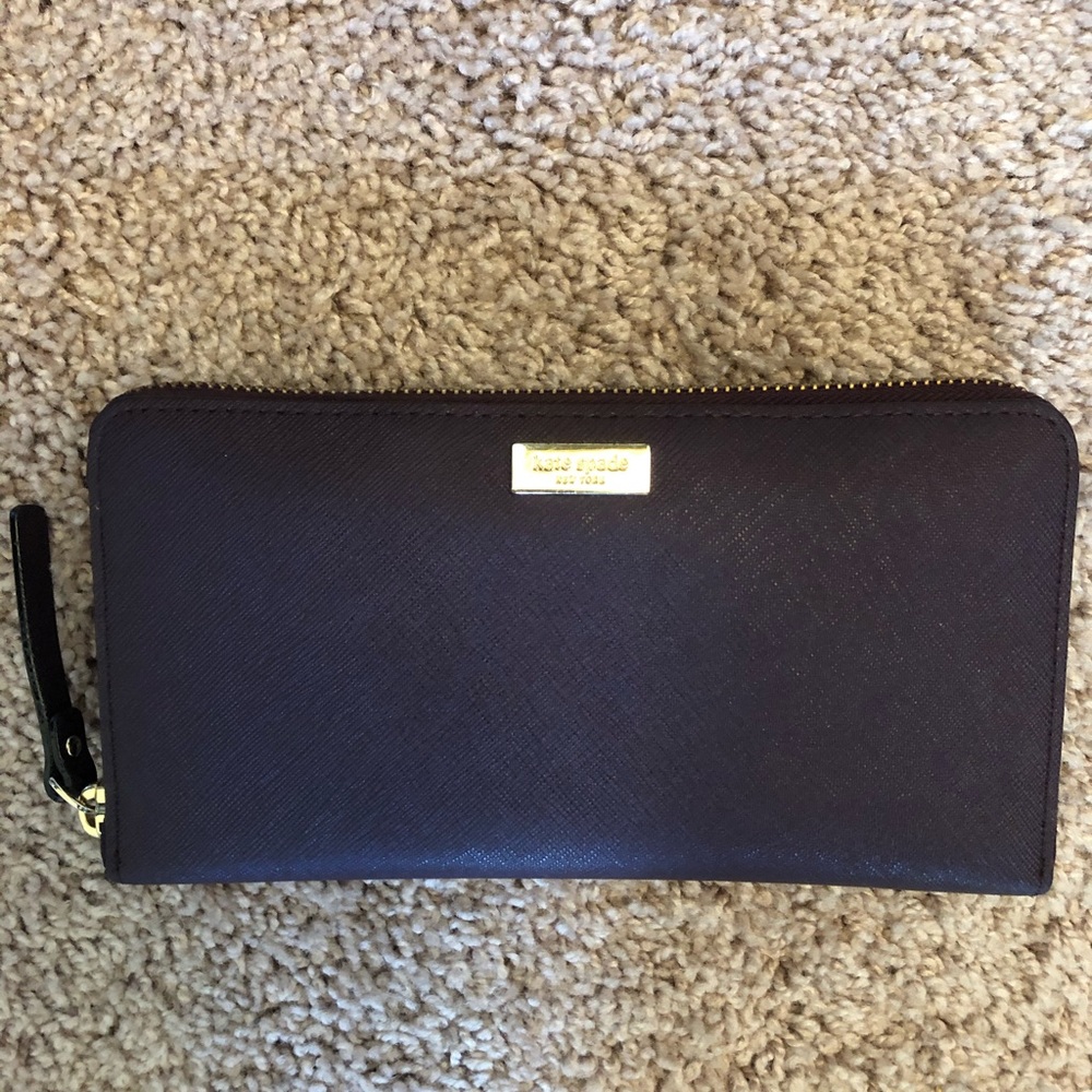 Kate Spade Burgundy Continental Wallet 3.9”hx7.6w